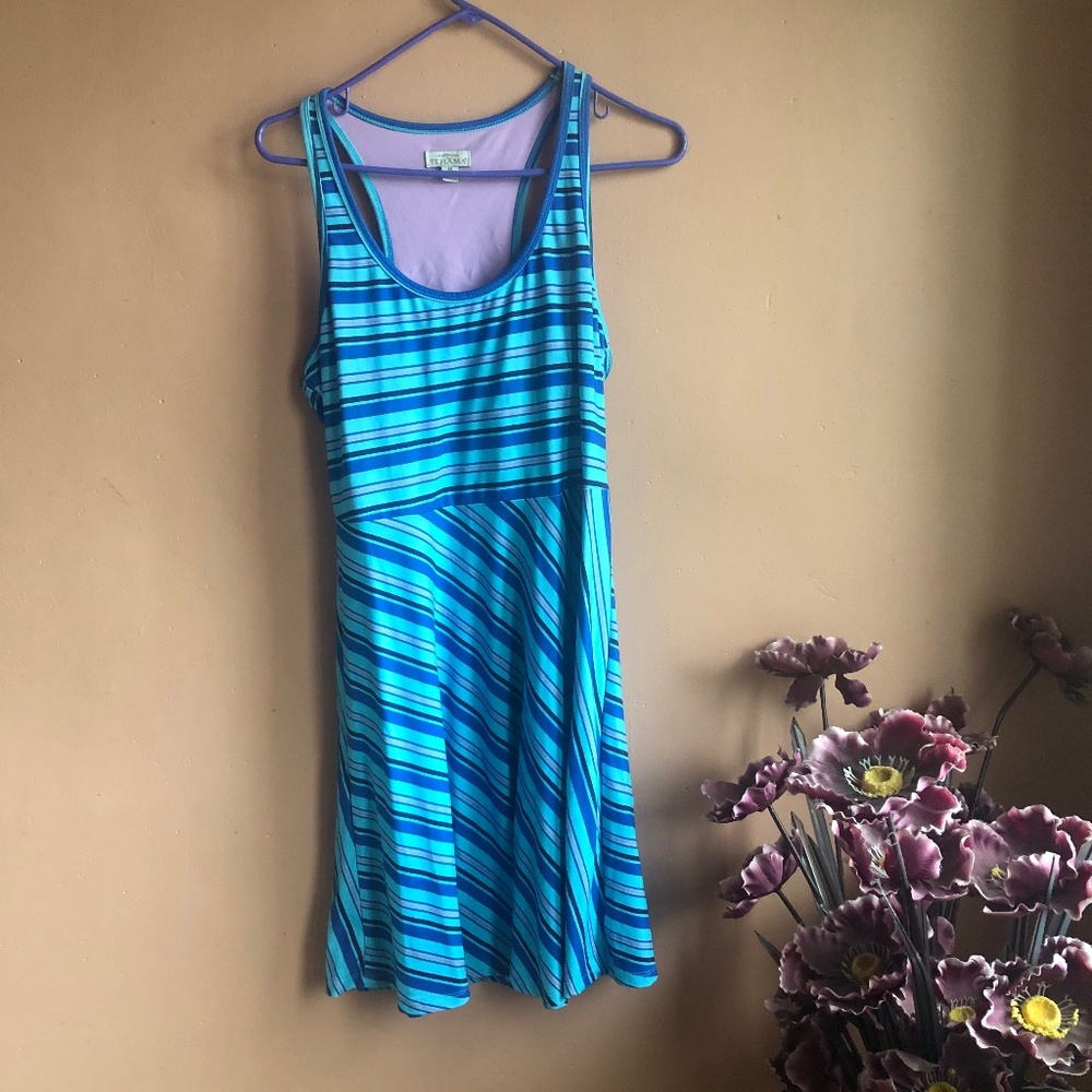 Tehama Women Blue Stripped Athletic Dress - Medium